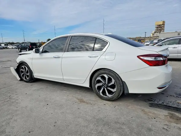 1HGCR2F7XGA033919 2016 HONDA ACCORD - Image 2