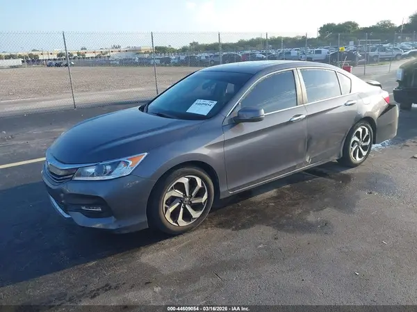 1HGCR2F7XGA126231 2016 HONDA ACCORD - Image 2