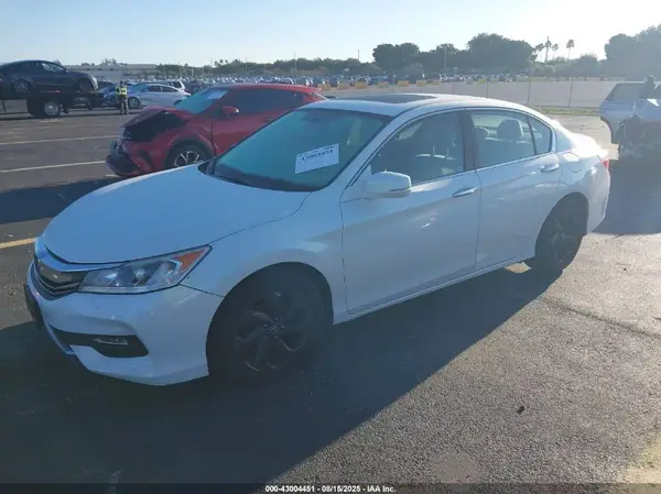 1HGCR2F7XGA235448 2016 HONDA ACCORD - Image 2