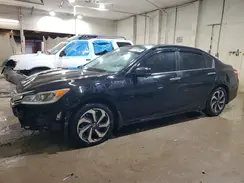1HGCR2F7XHA040497 2017 HONDA ACCORD
