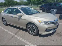1HGCR2F7XHA044646 2017 HONDA ACCORD