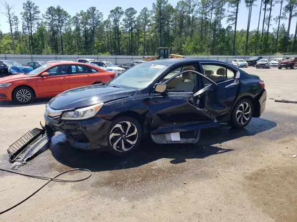 1HGCR2F7XHA057056 2017 HONDA ACCORD - Image 1