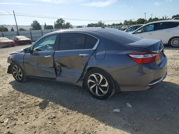1HGCR2F7XHA068669 2017 HONDA ACCORD - Image 2
