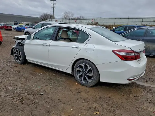 1HGCR2F7XHA095158 2017 HONDA ACCORD - Image 2