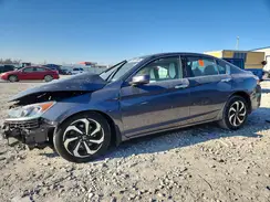 1HGCR2F7XHA099324 2017 HONDA ACCORD