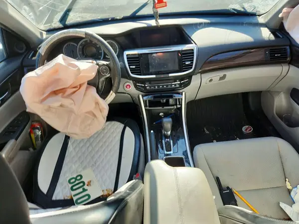 1HGCR2F7XHA099324 2017 HONDA ACCORD - Image 8