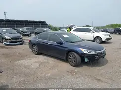 1HGCR2F7XHA103744 2017 HONDA ACCORD