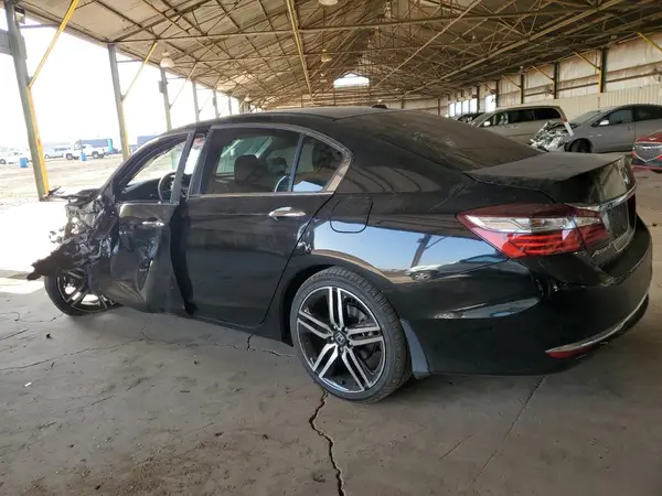 1HGCR2F7XHA104280 2017 HONDA ACCORD - Image 2