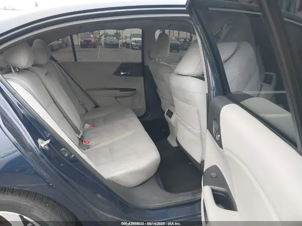 1HGCR2F7XHA152345 2017 HONDA ACCORD - Image 8