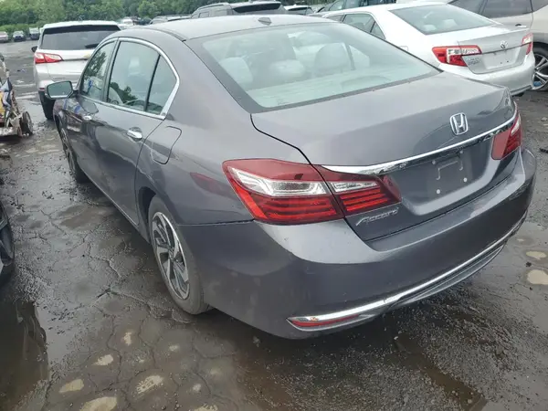 1HGCR2F7XHA179092 2017 HONDA ACCORD - Image 2