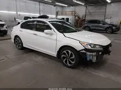 1HGCR2F7XHA179786 2017 HONDA ACCORD