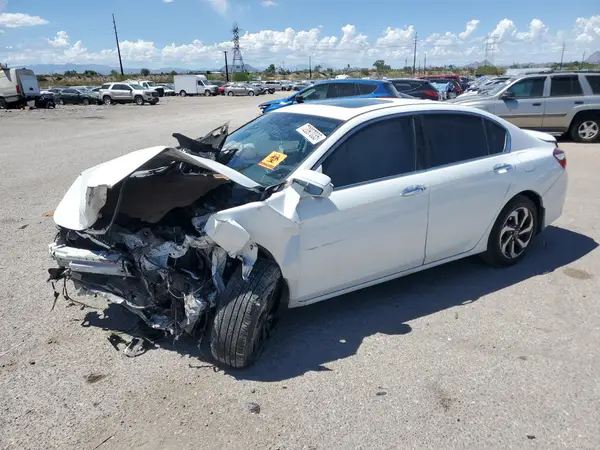 1HGCR2F7XHA196684 2017 HONDA ACCORD - Image 1
