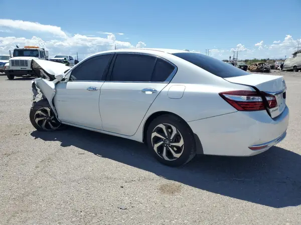 1HGCR2F7XHA196684 2017 HONDA ACCORD - Image 2