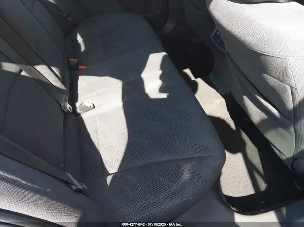 1HGCR2F7XHA240277 2017 HONDA ACCORD - Image 8