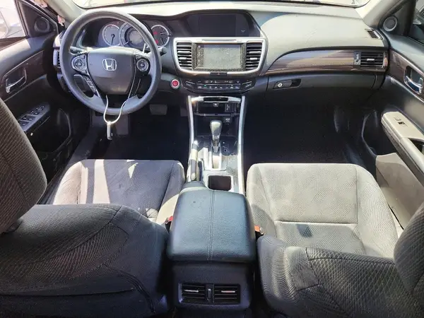 1HGCR2F7XHA256835 2017 HONDA ACCORD - Image 8