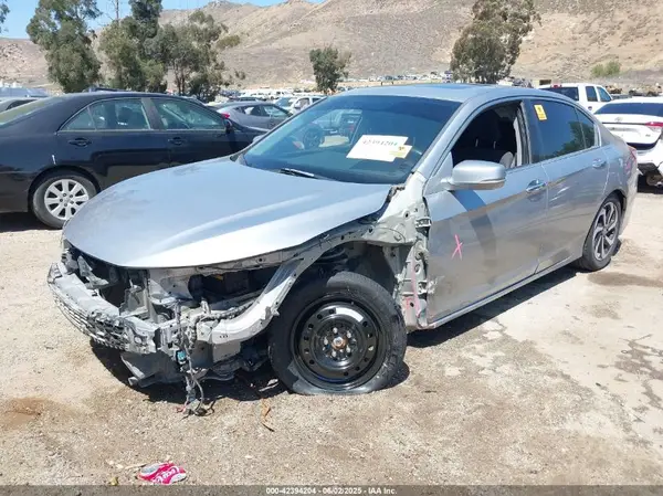 1HGCR2F7XHA259220 2017 HONDA ACCORD - Image 2