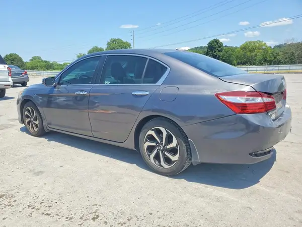 1HGCR2F7XHA264188 2017 HONDA ACCORD - Image 2