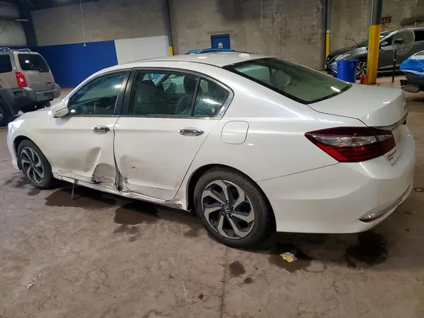 1HGCR2F7XHA296140 2017 HONDA ACCORD - Image 2