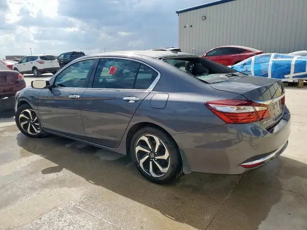 1HGCR2F7XHA297434 2017 HONDA ACCORD - Image 2