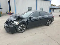 1HGCR2F7XHA301823 2017 HONDA ACCORD