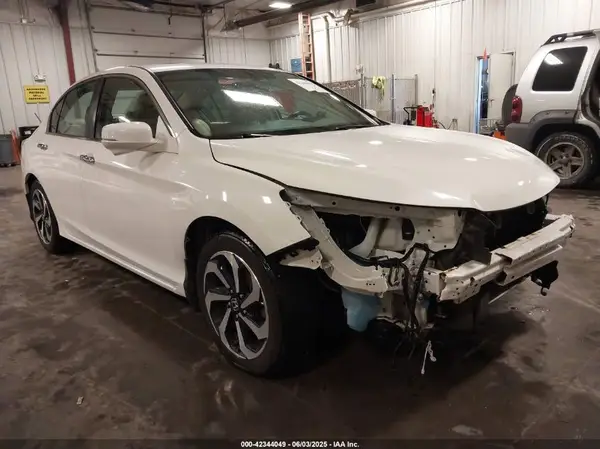 1HGCR2F80GA000470 2016 HONDA ACCORD - Image 1