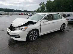 1HGCR2F80GA005233 2016 HONDA ACCORD