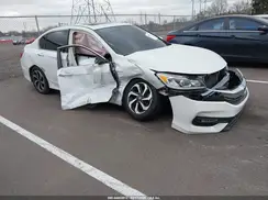 1HGCR2F80GA006401 2016 HONDA ACCORD
