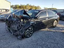 1HGCR2F80GA042010 2016 HONDA ACCORD