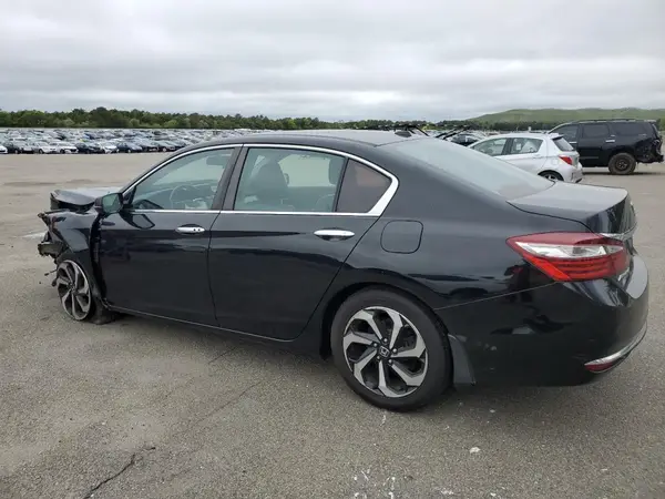 1HGCR2F80HA008974 2017 HONDA ACCORD - Image 2