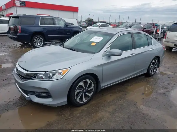 1HGCR2F80HA020400 2017 HONDA ACCORD - Image 2