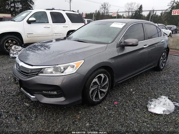 1HGCR2F80HA090253 2017 HONDA ACCORD - Image 2