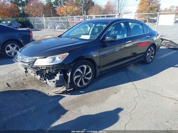 1HGCR2F80HA094738 2017 HONDA ACCORD - Image 2