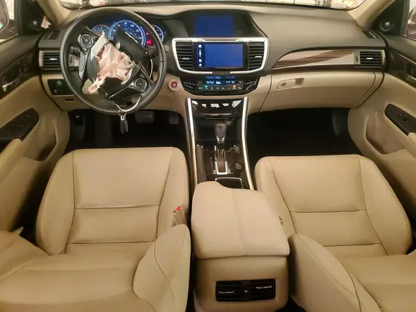 1HGCR2F80HA105589 2017 HONDA ACCORD - Image 8