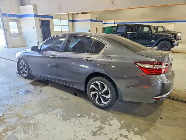 1HGCR2F80HA126121 2017 HONDA ACCORD - Image 2
