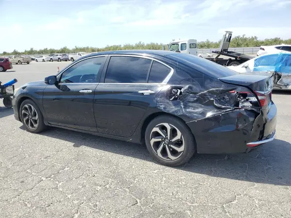 1HGCR2F80HA139063 2017 HONDA ACCORD - Image 2
