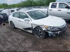 1HGCR2F80HA144229 2017 HONDA ACCORD