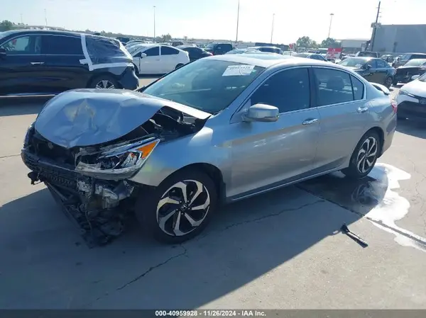 1HGCR2F80HA166067 2017 HONDA ACCORD - Image 2