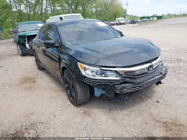 1HGCR2F80HA215736 2017 HONDA ACCORD - Image 1