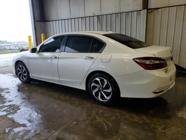 1HGCR2F80HA217485 2017 HONDA ACCORD - Image 2