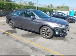 1HGCR2F80HA283860 2017 HONDA ACCORD