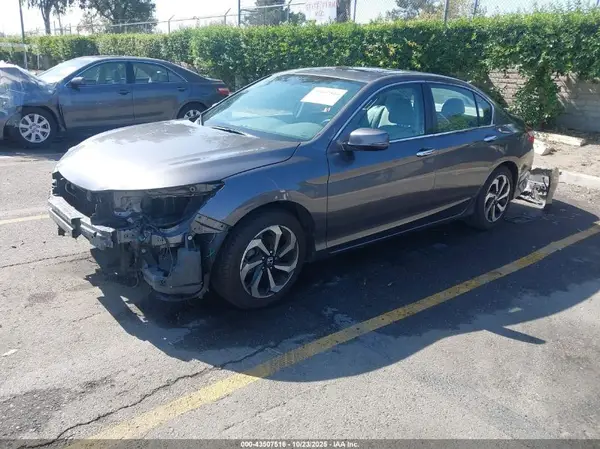 1HGCR2F80HA283860 2017 HONDA ACCORD - Image 2