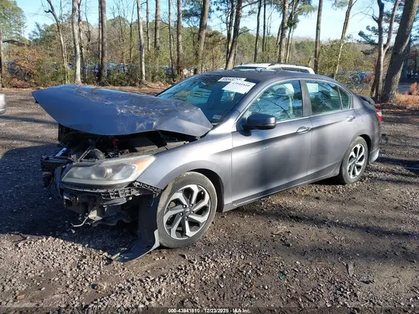 1HGCR2F81GA000283 2016 HONDA ACCORD - Image 2