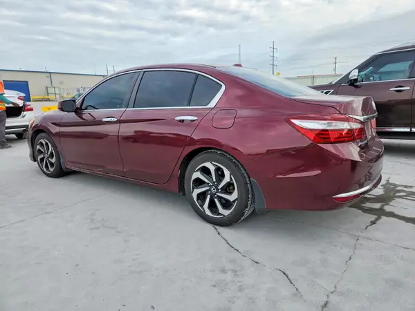 1HGCR2F81GA010375 2016 HONDA ACCORD - Image 2