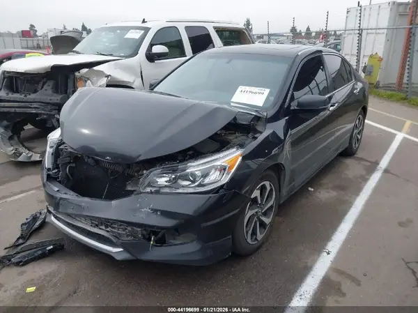 1HGCR2F81GA019755 2016 HONDA ACCORD - Image 2