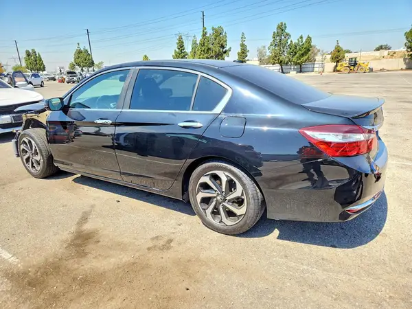 1HGCR2F81GA050956 2016 HONDA ACCORD - Image 2