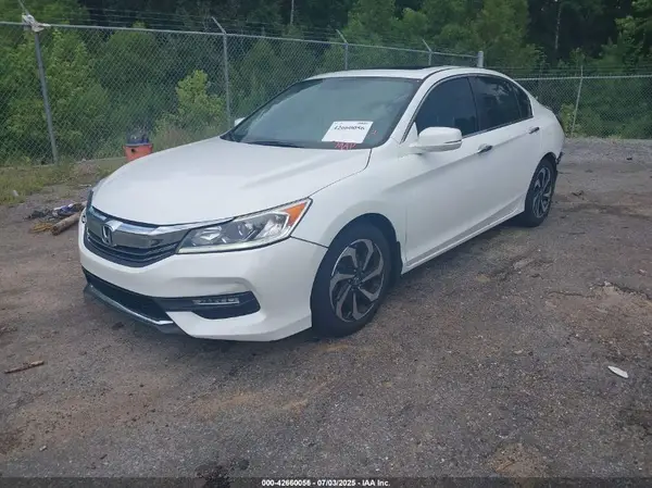 1HGCR2F81GA081740 2016 HONDA ACCORD - Image 2