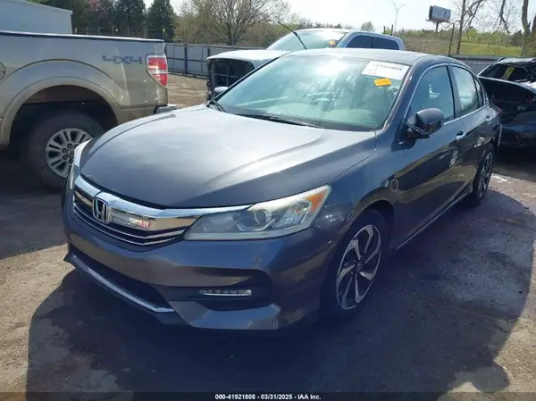 1HGCR2F81GA108256 2016 HONDA ACCORD - Image 2