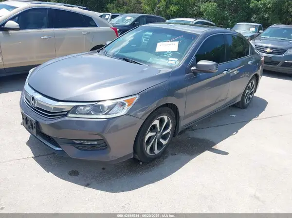 1HGCR2F81GA192899 2016 HONDA ACCORD - Image 2