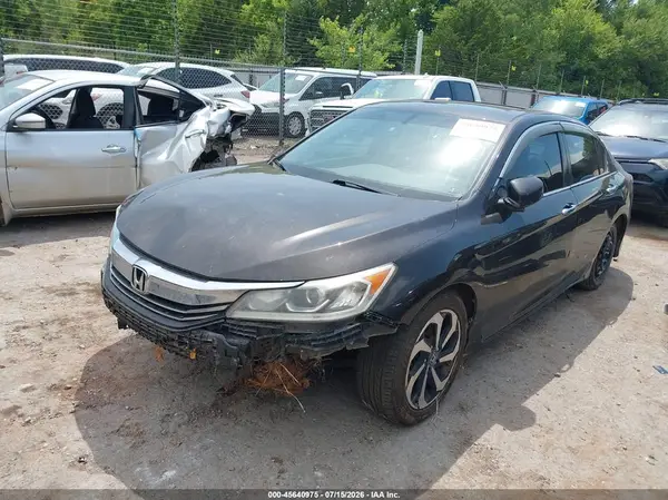 1HGCR2F81HA021569 2017 HONDA ACCORD - Image 2