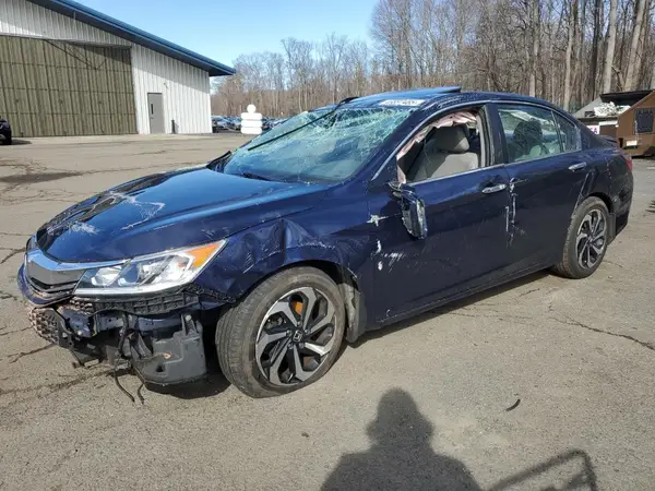 1HGCR2F81HA031888 2017 HONDA ACCORD - Image 1